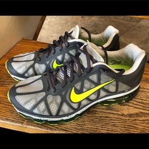 Nike Men’s Sneakers